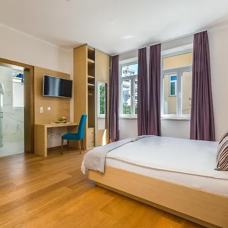 Guest house Emilia Crikvenica